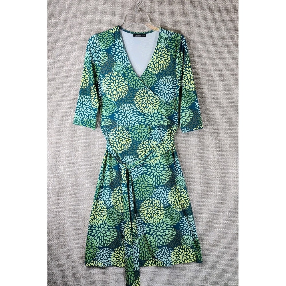 Patty Boutik Stretch Knit Dress Womens‎ M Green Floral Fit & Flare Faux Wrap EUC